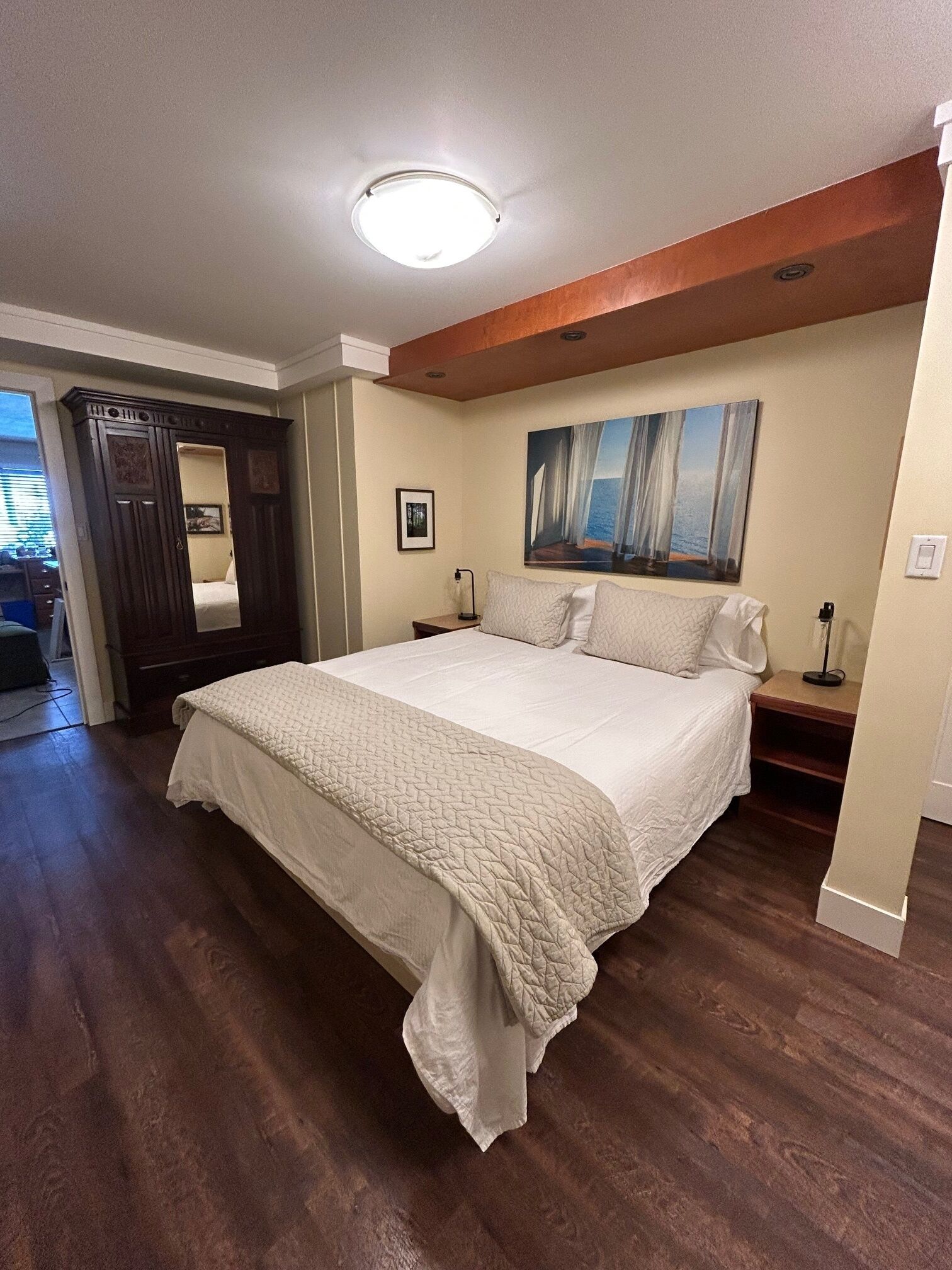 1 Schlafzimmer, Schreibtisch, Bügeleisen/Bügelbrett, Reisekinderbett