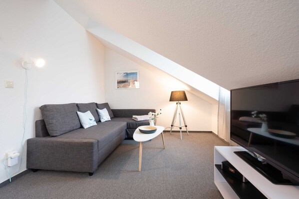 Unclassified image, 1 of 15, button