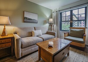 Älytelevisio, takka, pöytäjalkapallopöytä