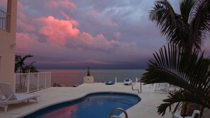 Outdoor pool, a heated pool - Oceanfront 4 bedroom, 3 Bath House, Private Pool and Deep Water Concrete Dock!! (Marathon)