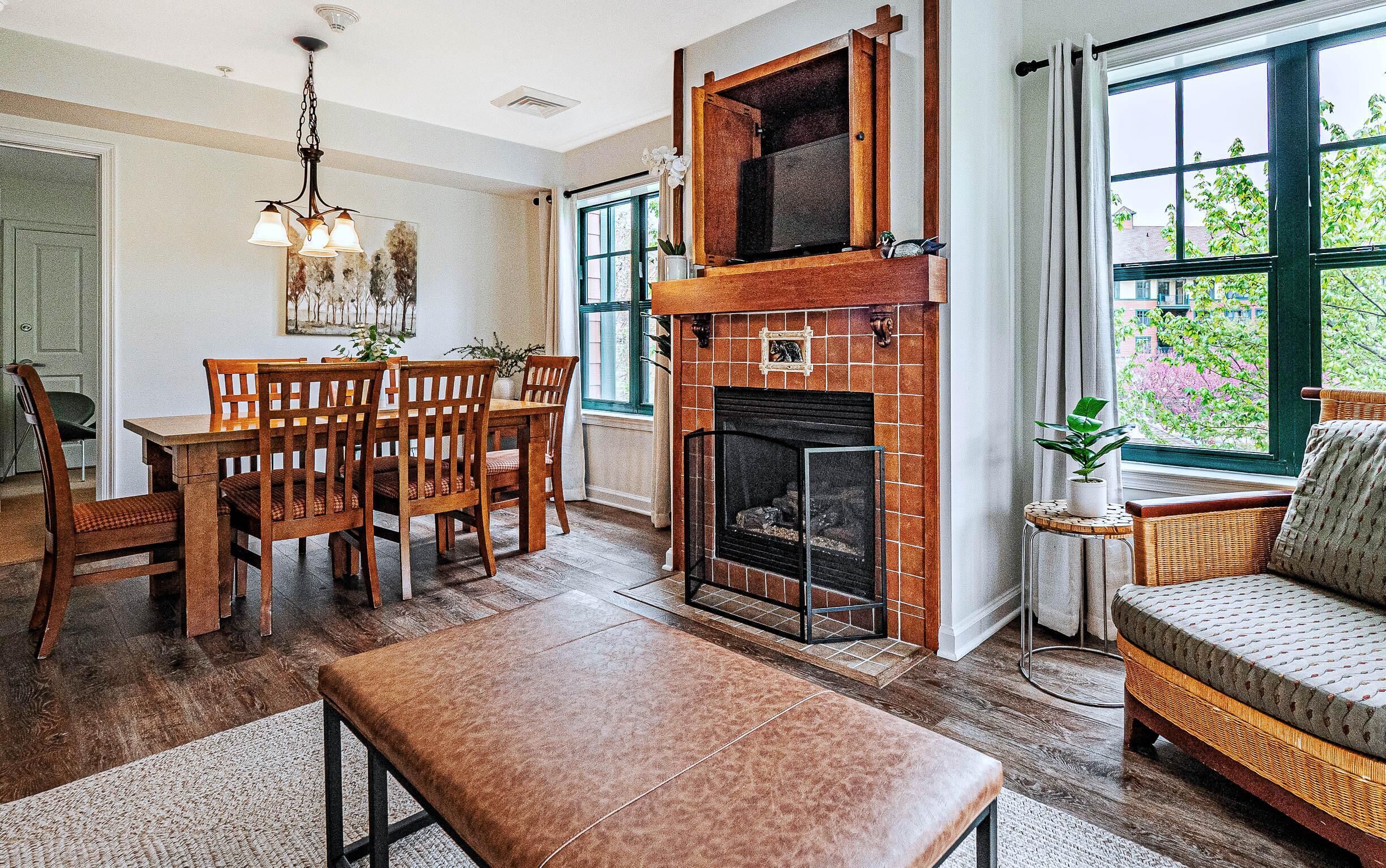 Smart TV, chimenea y futbolito 