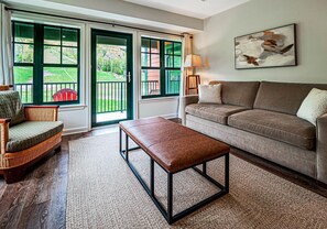 Smart TV, fireplace, table football