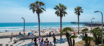 Stunning Oceanfront 2 BR with Panoramic Ocean and Beach Views!