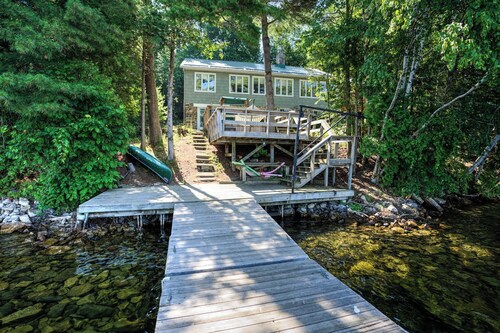 Exclusive Lakefront Cottage on Big Rideau Lake – Private Dock, Sauna, & Sunset