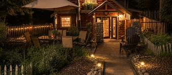 Cabine Yosemite confortable dans les pins, w / Hot Tub.