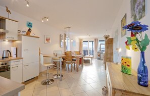 Kühlschrank, Herdplatte, Geschirrspüler