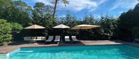 Piscine extérieure, piscine chauffée