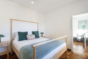 1 chambre, fer et planche à repasser, accès au Wi-Fi (inclus)