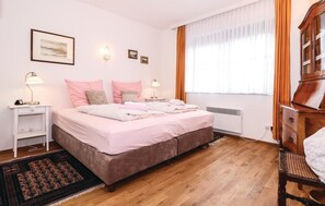 2 多间卧室、旅行婴儿床、免费 WiFi