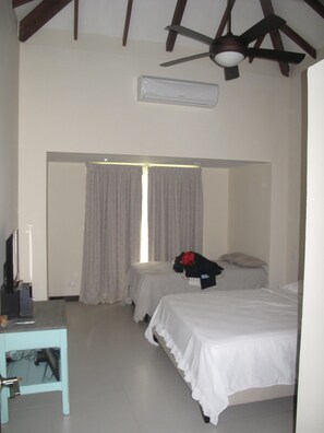 5 habitaciones, acceso a internet y ropa de cama 