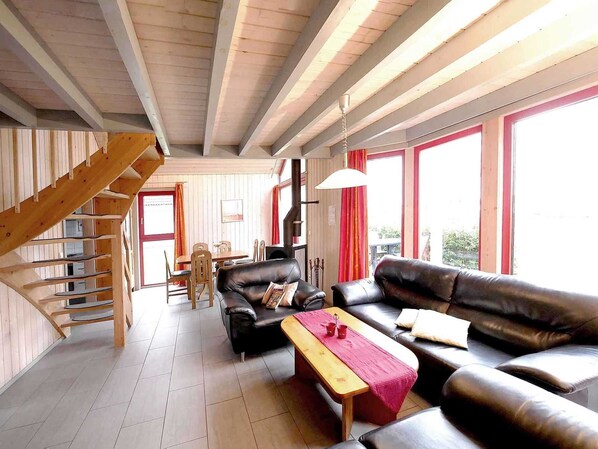 Unclassified image, 1 of 10, button