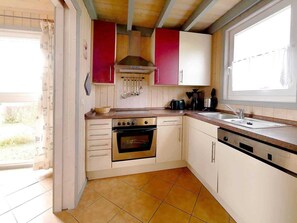 Fridge, oven, dishwasher