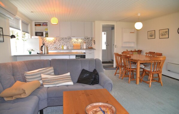 TV - Cozy home in Sunds with WiFi (Sunds)