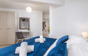 3 Schlafzimmer, Bügeleisen/Bügelbrett, Reisekinderbett, kostenloses WLAN