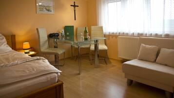 2 Schlafzimmer, WLAN, Bettwäsche