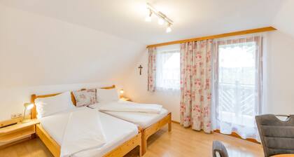 Room with balcony - Ermi/Pracher