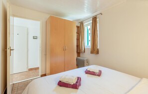 2 habitaciones, wifi gratis y ropa de cama 