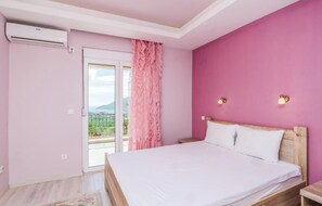 3 habitaciones, wifi gratis y ropa de cama 