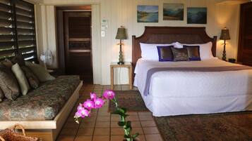 3 bedrooms, in-room safe, desk, iron/ironing board