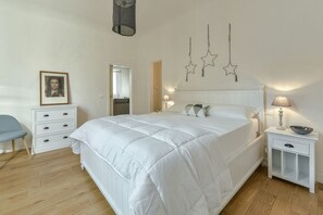 2 dormitorios, tabla de planchar con plancha, wifi y ropa de cama