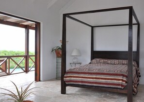 4 habitaciones y caja de seguridad en la habitación 