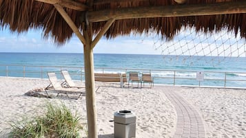 Am Strand, Liegestühle