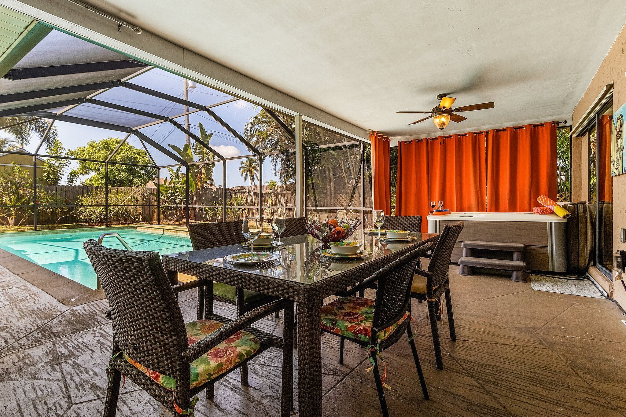 Southern Exposure Heated Pool Home with Spa, Pet Friendly- Villa Bellisima - Roelens Vacations