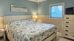 1 多间卧室、客房内保险箱、熨斗/熨衣板、免费 WiFi