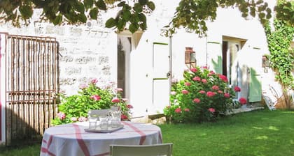 Maison spacieuse sur jardin centre de Pézenas