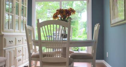 Moonshine Cottage - Time to GOLF!