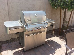 Property grounds - Northwest Phoenix - Gated Community, Safe and Secure (Peoria)