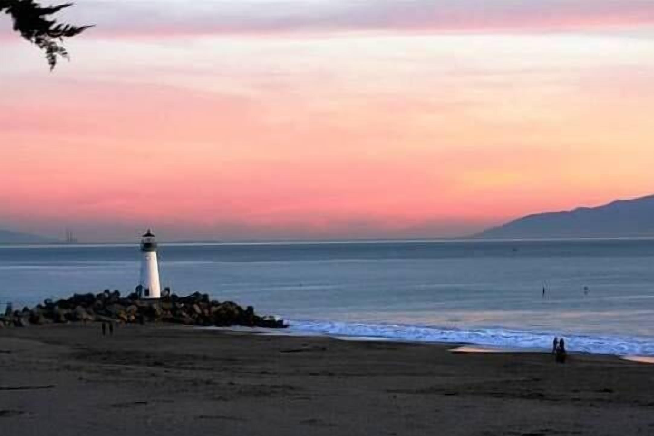 In Strandnähe, Liegestühle, Strandtücher