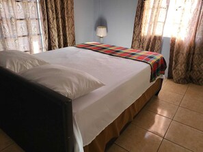 4 bedrooms, iron/ironing board, free WiFi, bed sheets