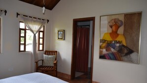 Rollaway beds (free), WiFi (free), bed sheets - La Casa de Campo (San Antonio de Pichincha)