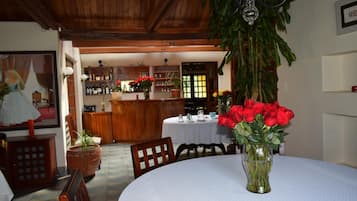 Breakfast, lunch, dinner served; local cuisine