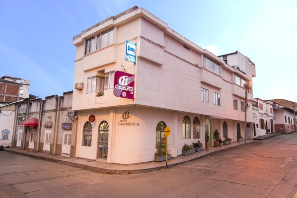 Fachada da propriedade