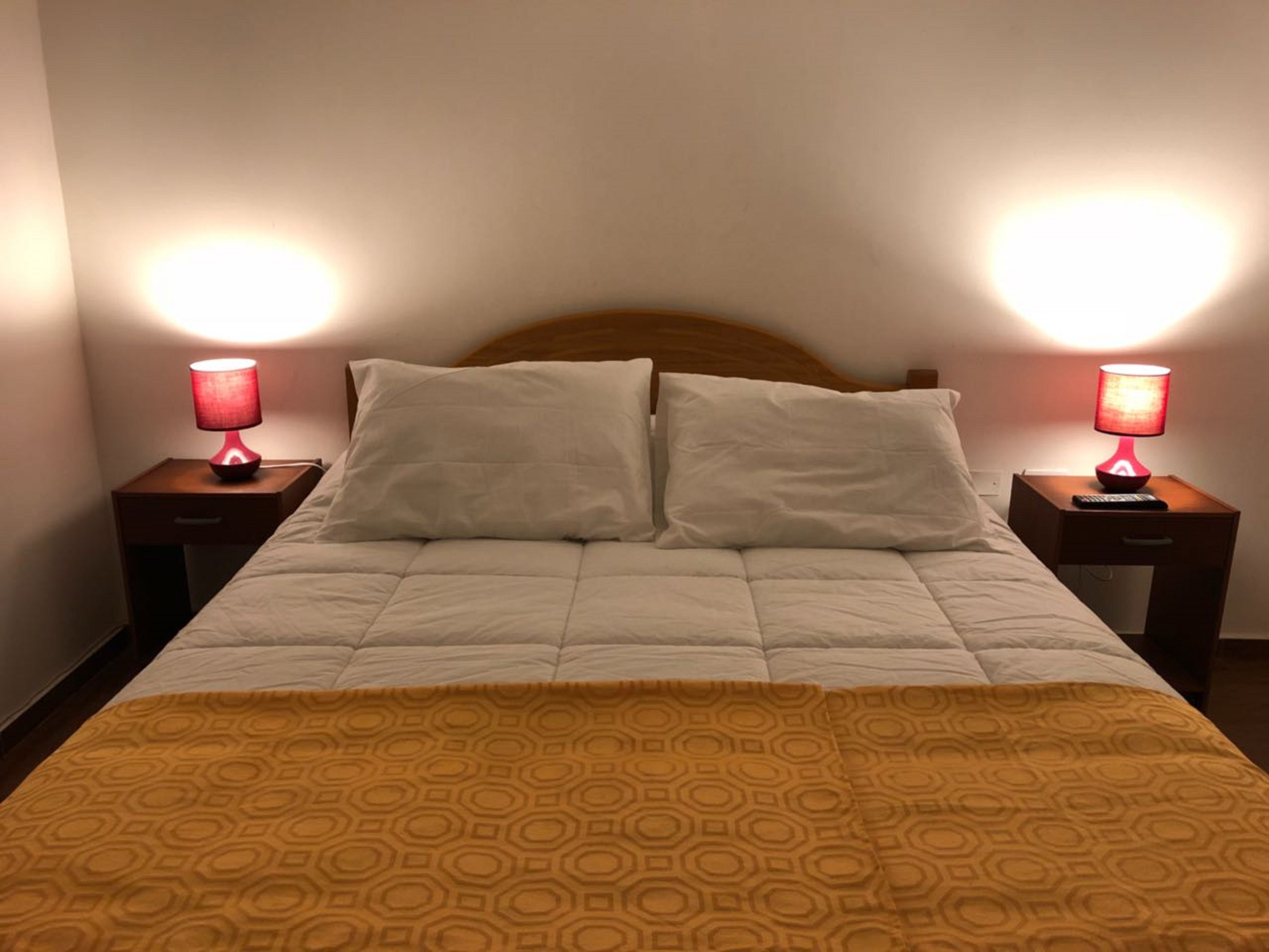 Double Room, 1 Double Bed, Non Smoking (1) | Iron/ironing board, free WiFi, bed sheets