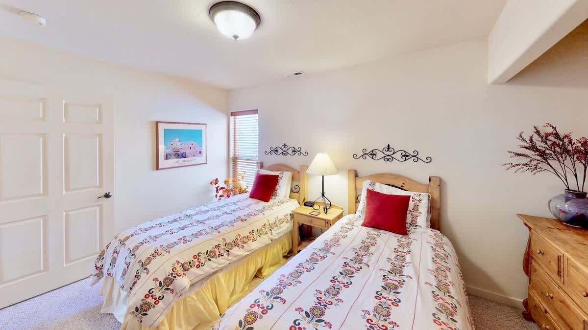 3 habitaciones, tabla de planchar con plancha y wifi gratis 