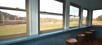 Karen's Country Cottage at Kates Creek, LLC