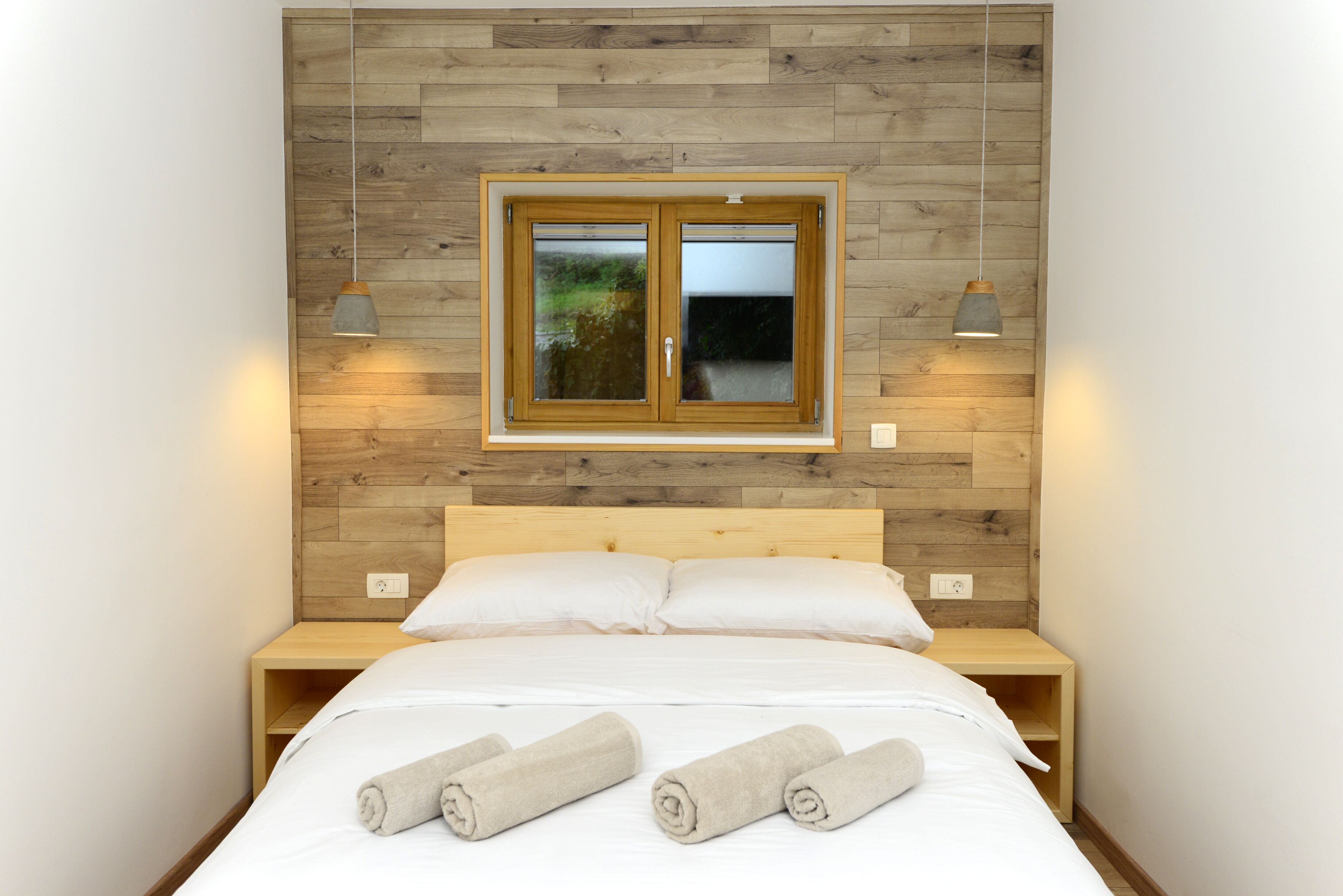 1 多间卧室、办公桌、熨斗/熨衣板、免费 WiFi