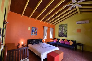 3 habitaciones y caja de seguridad en la habitación 