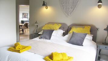 4 chambres, fer et planche Ă repasser, Wi-Fi, draps fournis