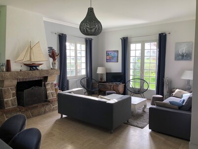 Spacious family home 10people