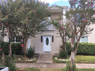 Montrose Hist Dist - Cozy 2 BRs apt