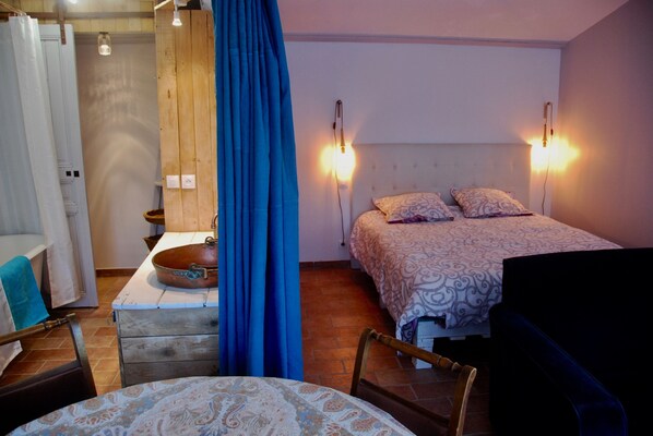 Strykejern/-brett, wi-fi og sengetøy