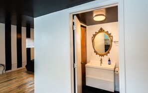 2 chambres, bureau, Wi-Fi gratuit, draps fournis