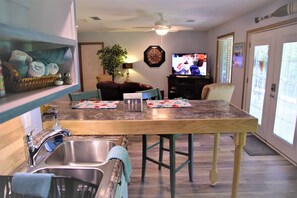 Interior - Let the vacationing begin! (Hot Springs Village)