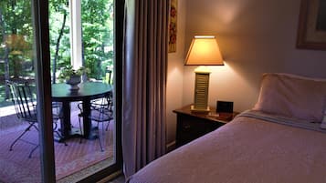 1 slaapkamer, een strijkplank/strijkijzer, wifi, beddengoed