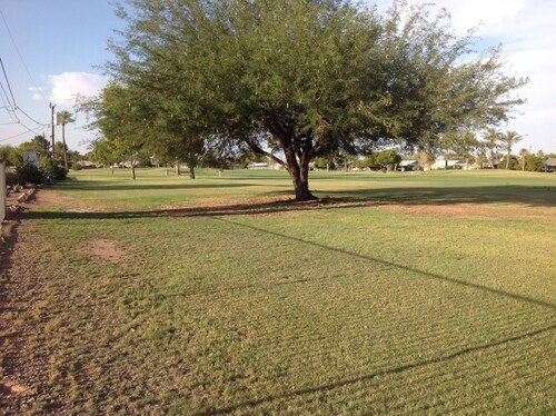 Wonderful Golf View! Golf Course Home, 2 blocks from Fairway recreation center.