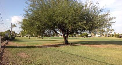 Wonderful Golf View! Golf Course Home, 2 blocks from Fairway recreation center.